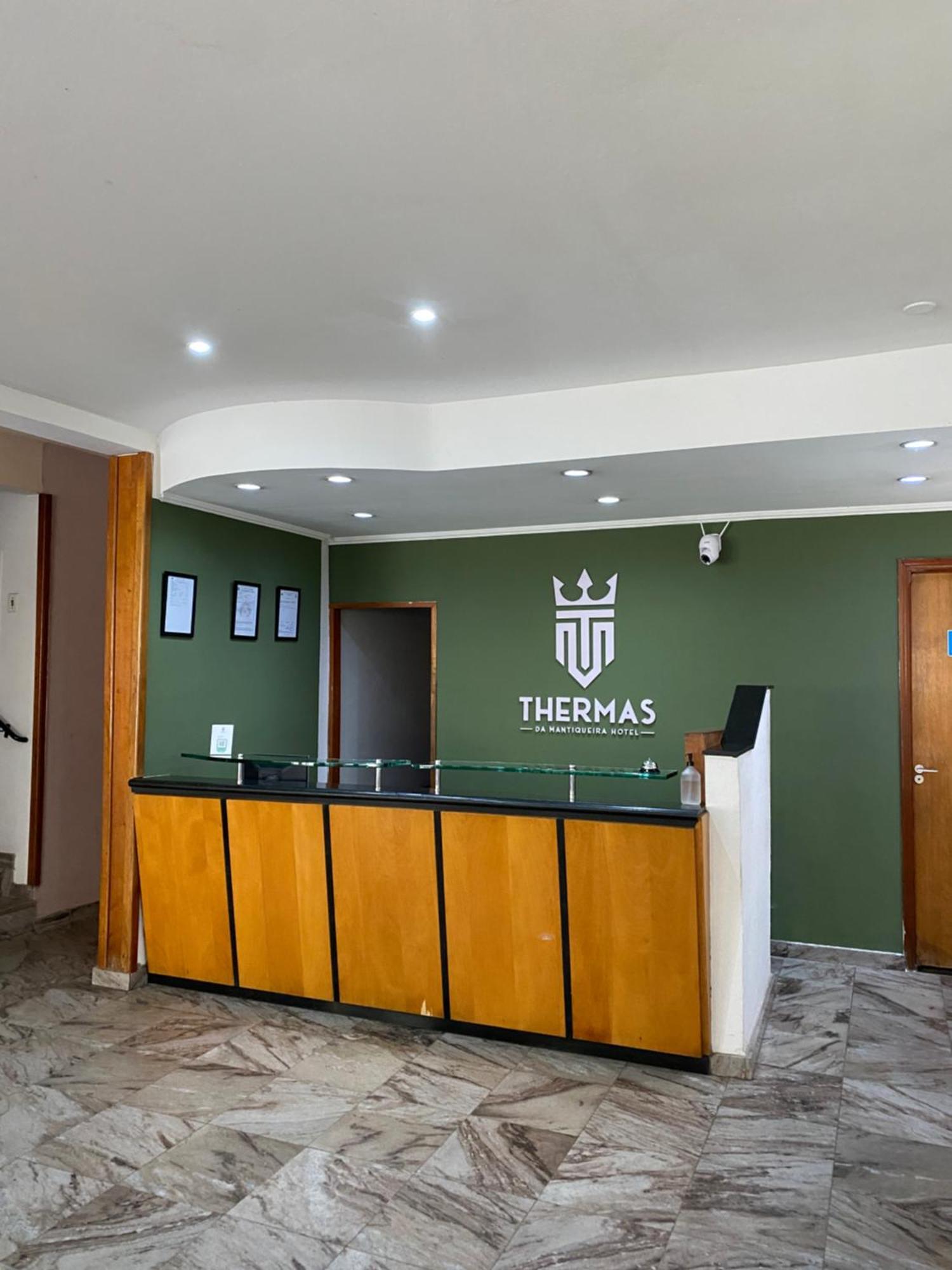 Hotel Thermas Da Mantiqueira - Pocos De Caldas - De Frente Para A Praca Central E Relogio Floral Extérieur photo